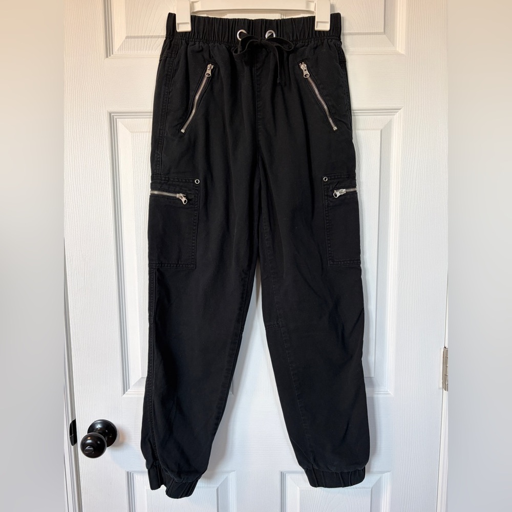 Forever 21 Black Cargo Joggers with Zippered Pockets (Size S)